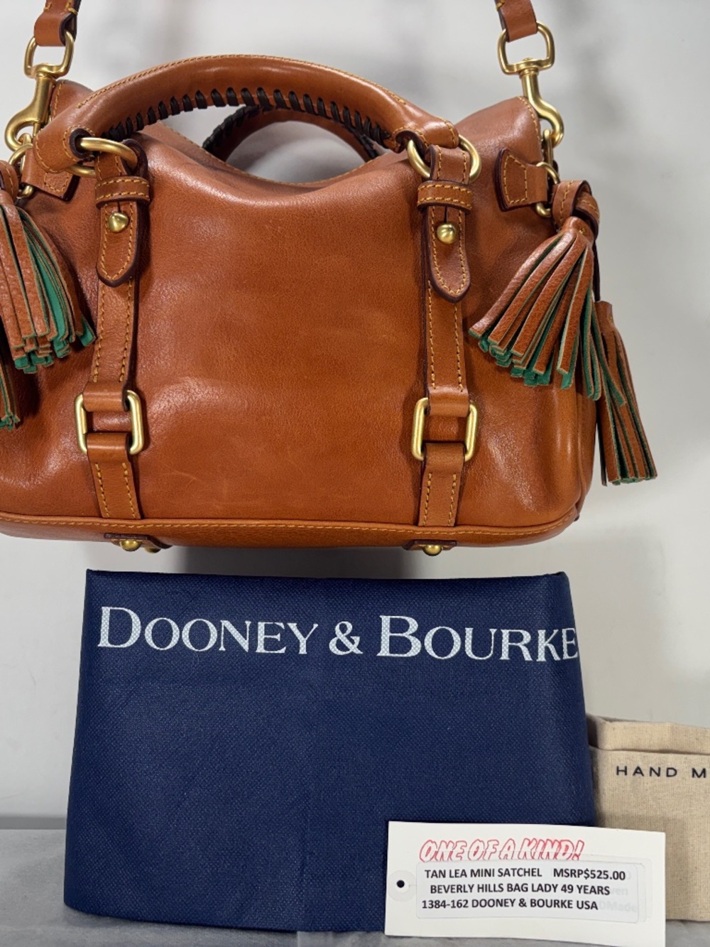 DOONEY & BOURKE USA$478.00         ONLY 1   BEST SELLER NOW $353.00